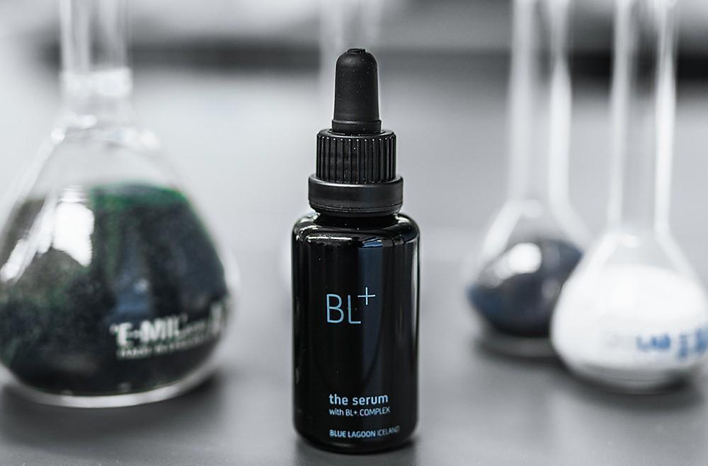 Hyaluronic Acid: Benefits for Stronger, Firmer, More Hydrated Skin